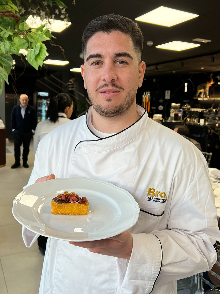 Mario Esposito - Bro. Ciro e Antonio Tutino Pizzeria